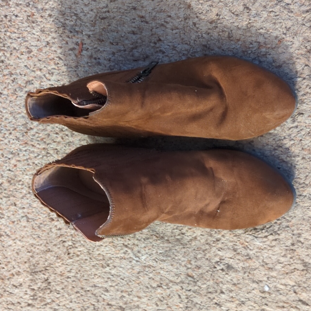 Spirit Booties